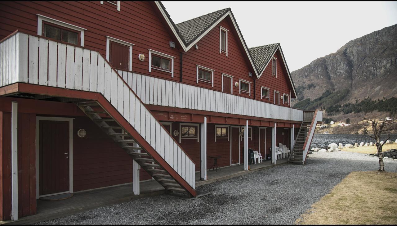 Grandane Feriehus Stongfjorden Экстерьер фото